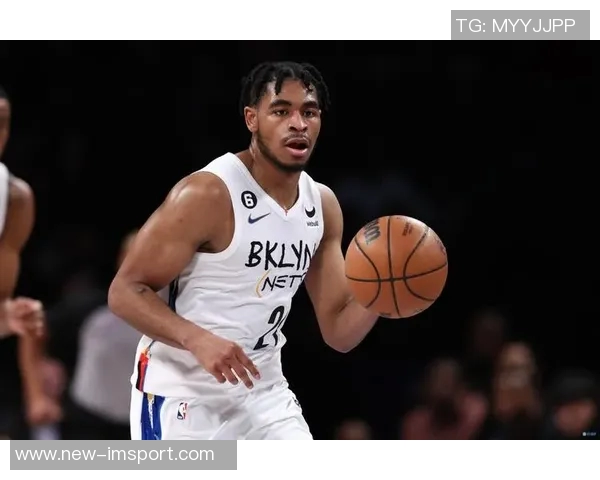 卡梅隆托马斯第二节火力全开9投7中狂砍18分助力球队进攻大旗高扬